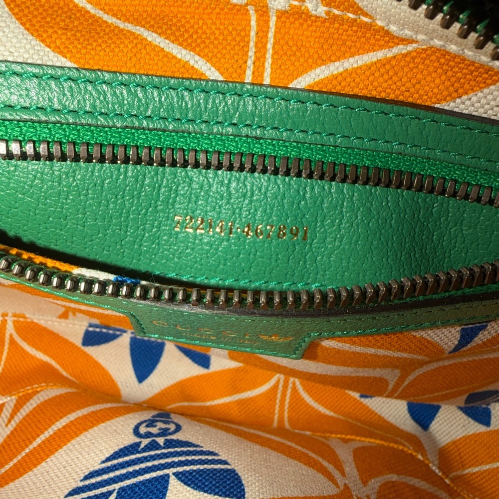 Gucci x Adidas Calfskin Leather Belt Bag - Picture 6 of 8